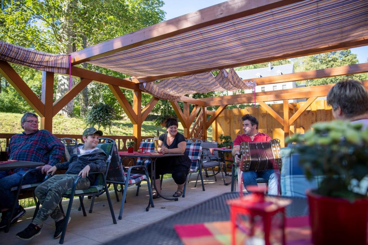 Hotel Zur Post Schoenheide Ngoại thất bức ảnh